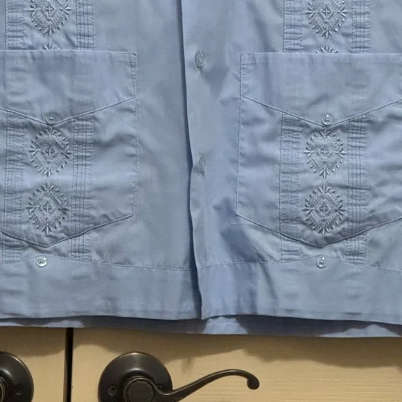 Guayabera Shirt - Picture 5 of 6